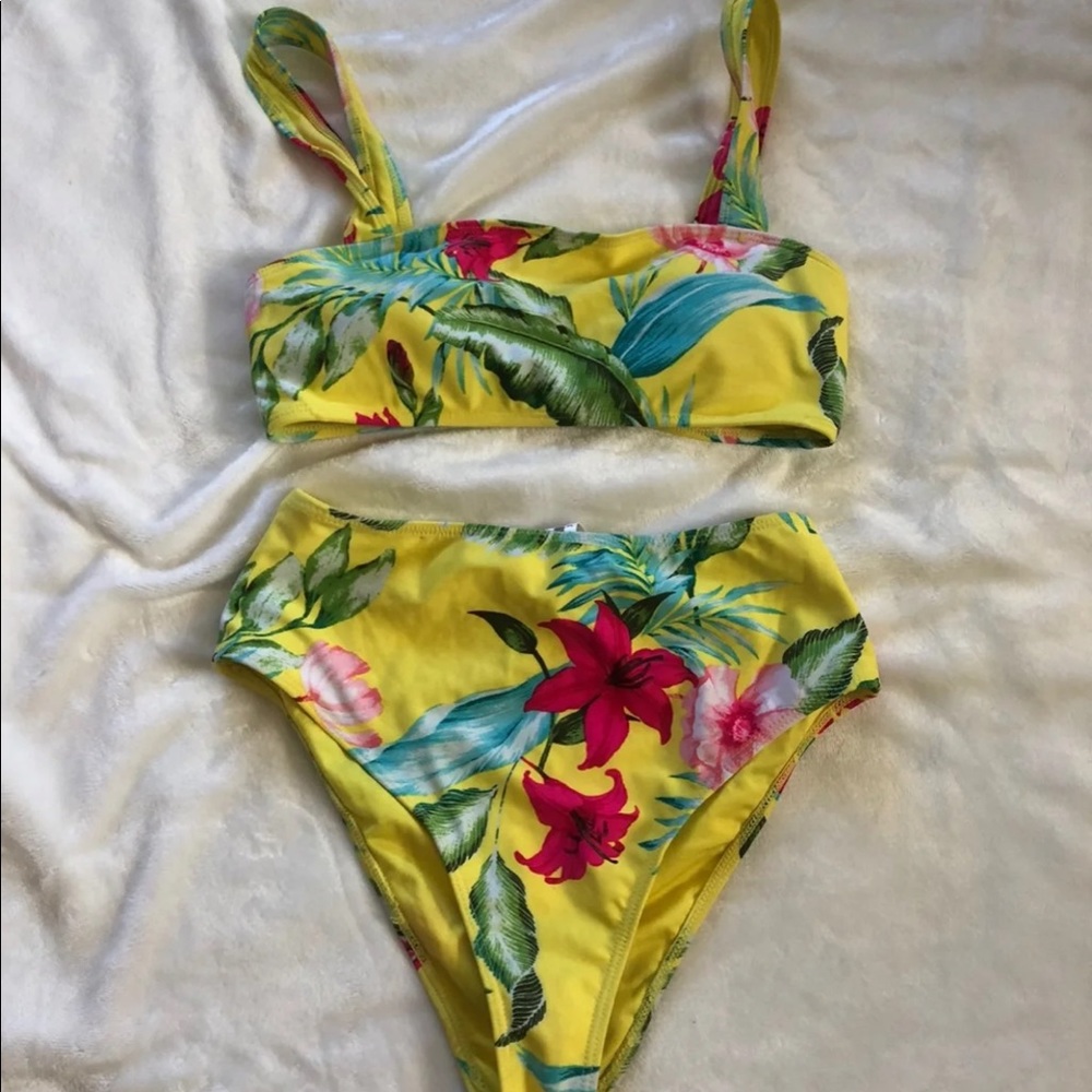 Bathing suit